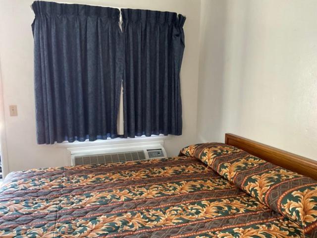 Johnston'S Motel Garberville Exterior photo